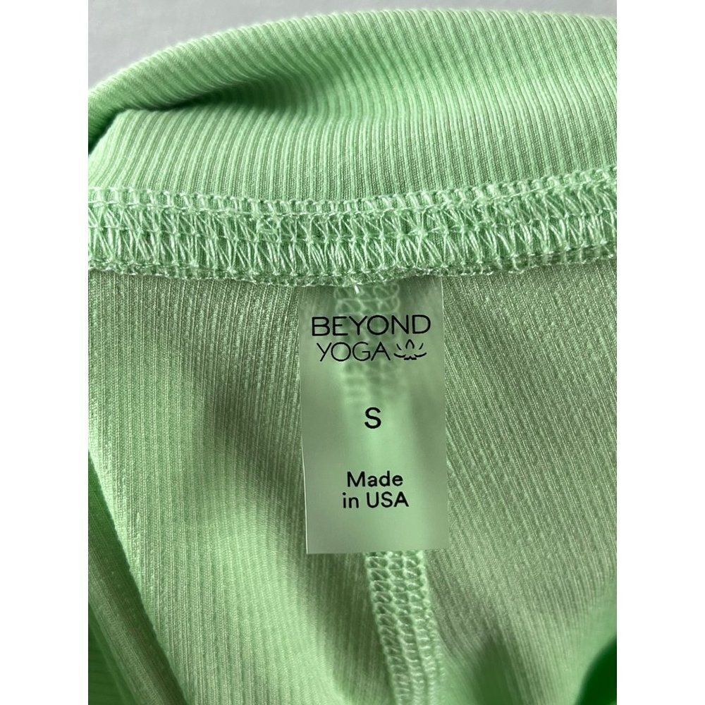Beyond Yoga Heather Rib High Waisted Midi Legging Size Small Lime Green Athletic - Picture 5 of 9